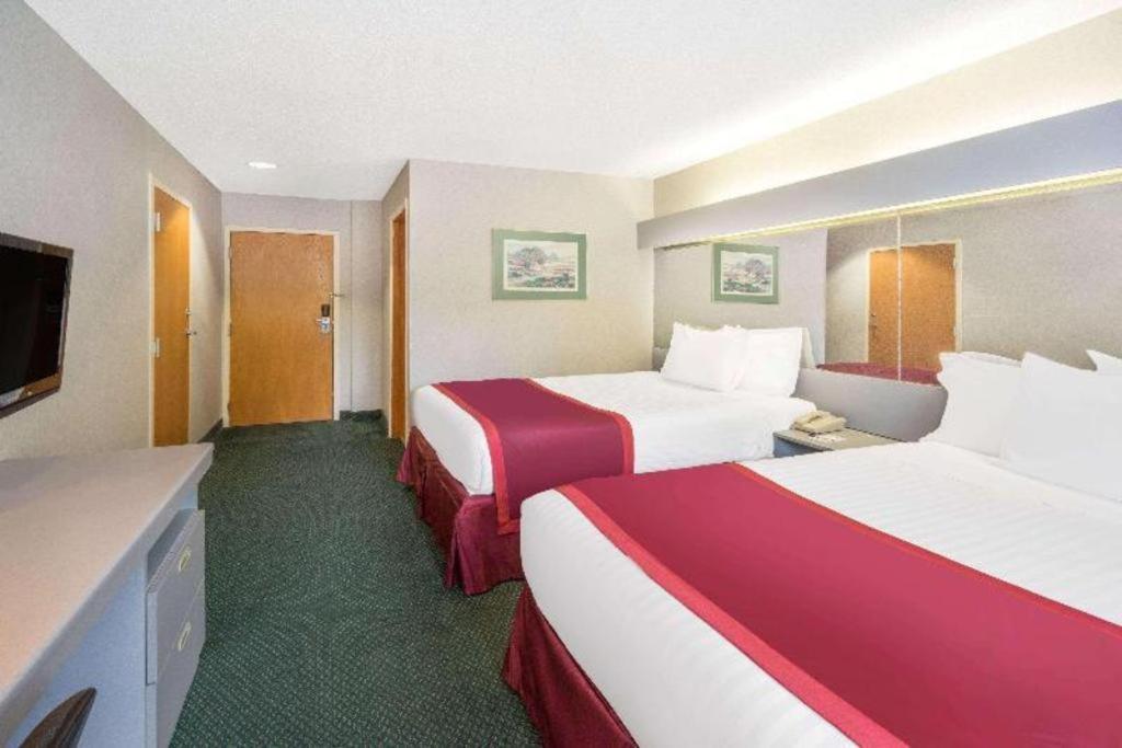 Microtel Inn & Suites By Wyndham Chattanooga/Near Hamilton P Екстериор снимка